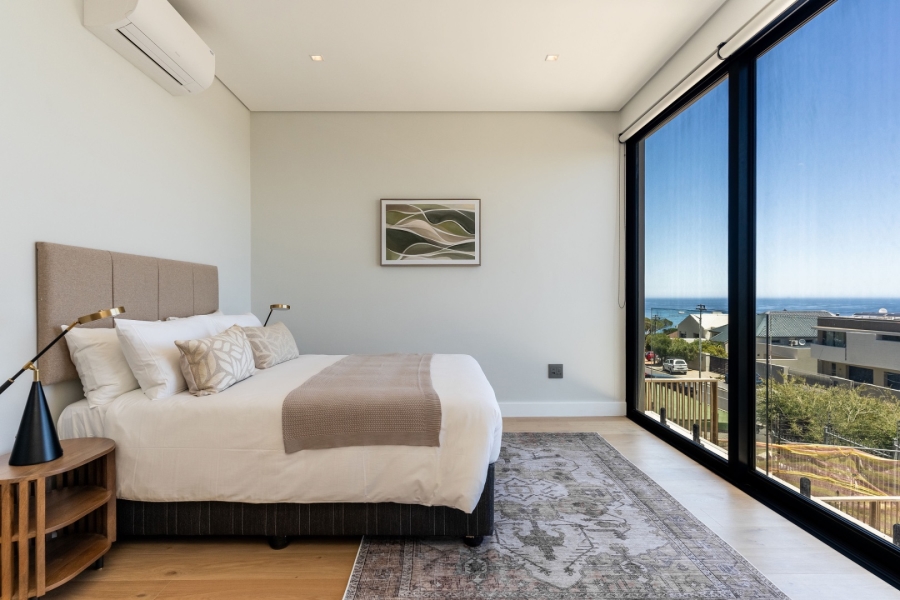 To Let 4 Bedroom Property for Rent in Camps Bay Western Cape